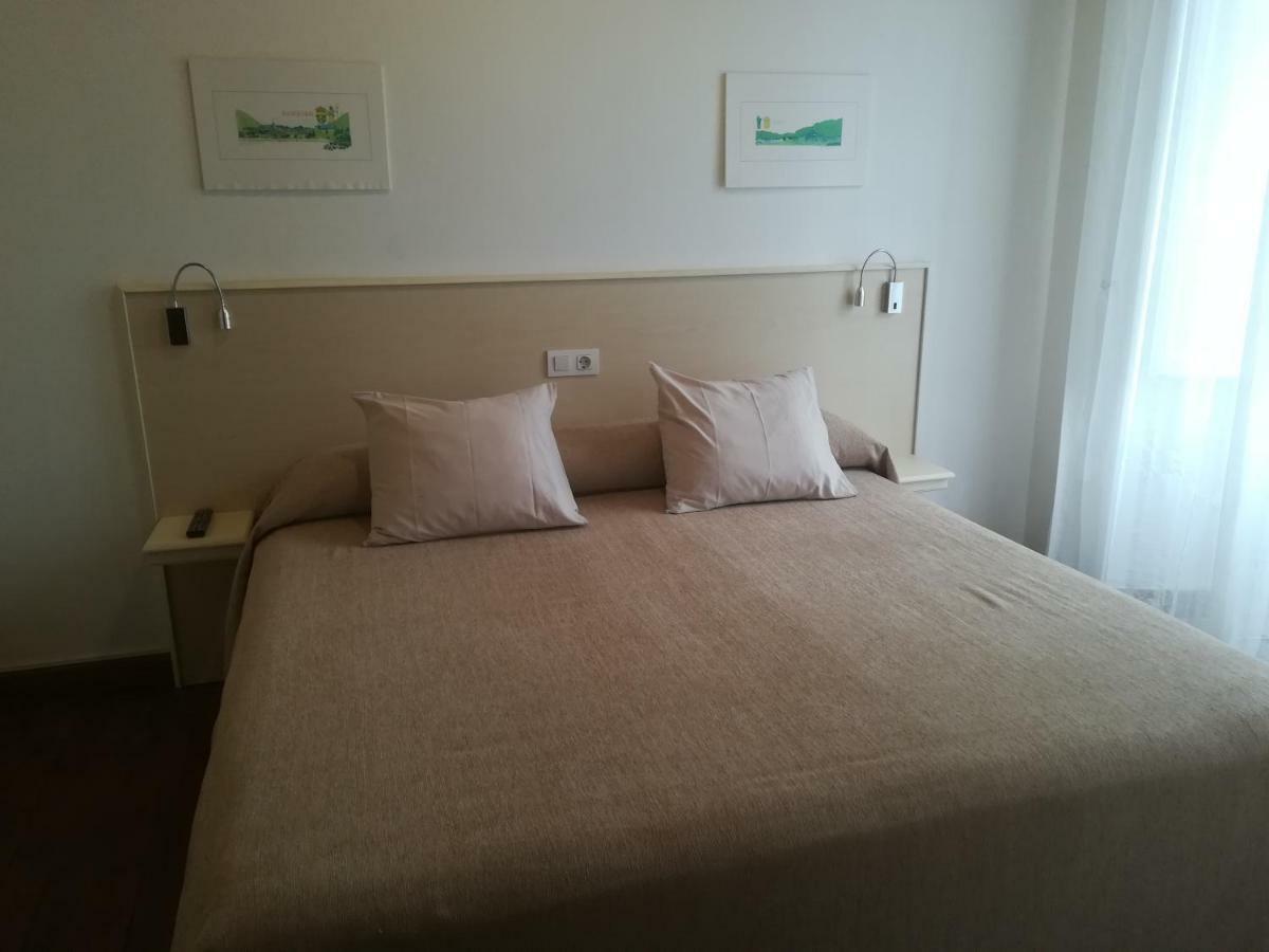 Casa Simon Hotel Tríacastela Eksteriør billede